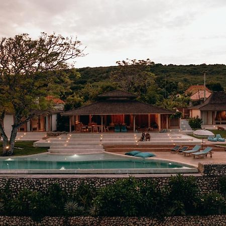 Villa Victoria Nusa Penida Semaya Exterior photo